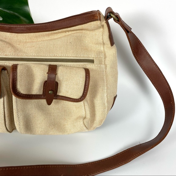 Relic cream colored shoulder bad - Picture 2 of 14